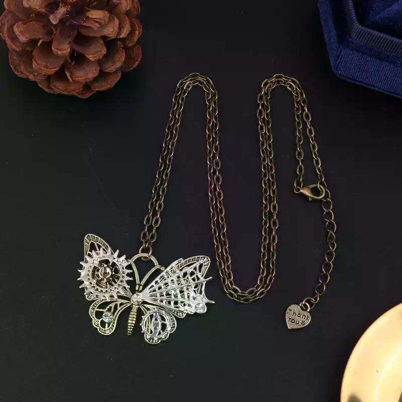 Schöner Schmetterlingsanhänger mit verschiedenen Zahnrädern Mechanische Steampunk Halskette Vintage Schmuck Geschenk