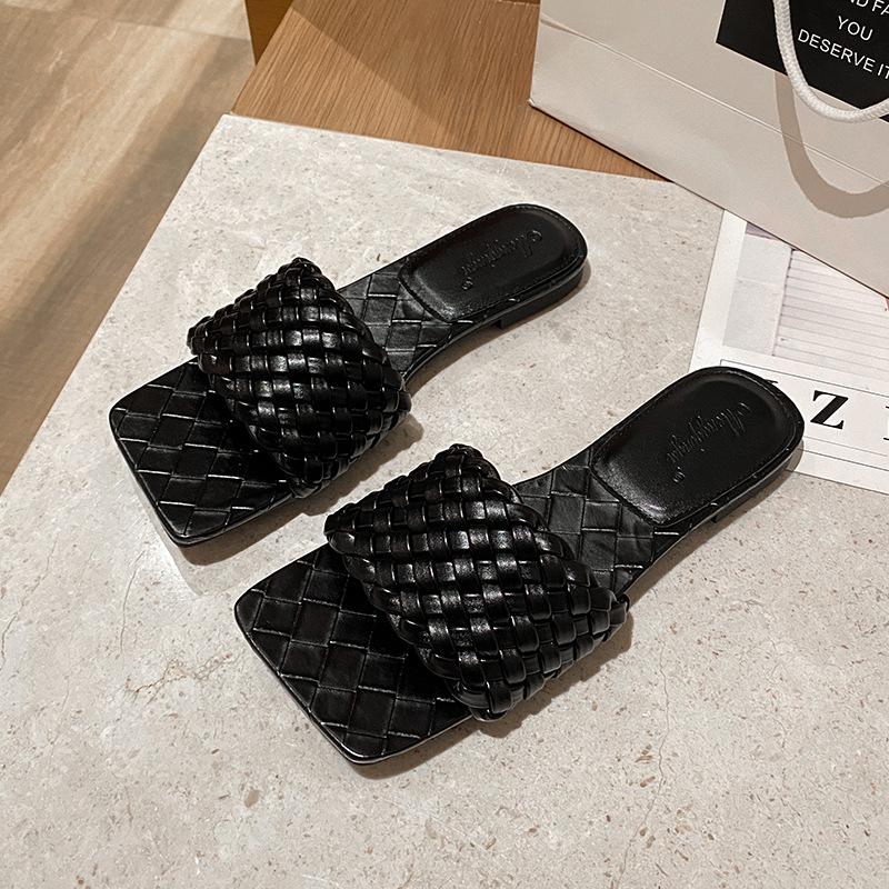 Fashion 2025 Luxury Knitted Leather Shoes Femme Summer Slippers Cross Weave Flat Sandalias Mujer Open Toe Slides Clogs Woman Flip Flops