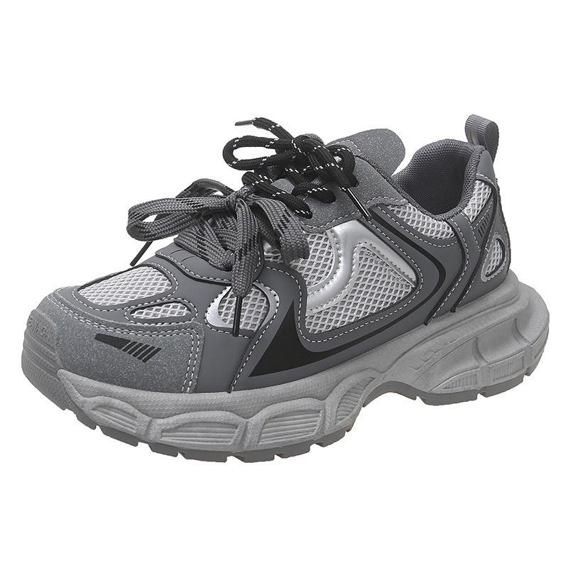 Fried Street Shows Small Feet and Increases Height Thick-soled Women's New Autumn and Winter Versatile and Lightweight Sports Shoes