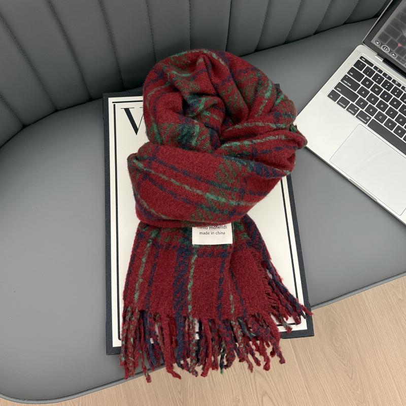 Christmas atmosphere plaid scarf women's new autumn and winter Korean version versatile shawl thickened warm couple fringed scarf