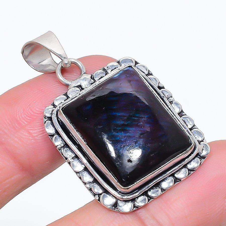 

Natural Pink Labradorite Gemstone 925 Sterling Silver Jewelry Pendant 1.65 G2I95