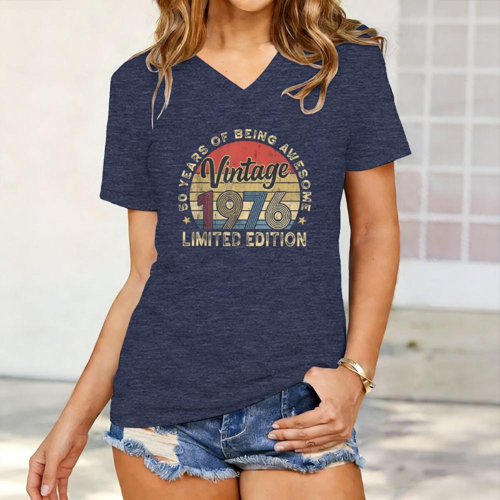 Vintage 1976 50. Geburtstag Print V-Ausschnitt T-Shirt Damen Retro Lässiges Tee für Geburtstagsgeschenk & Tägliches Tragen 1976 Limitierte Edition Tees