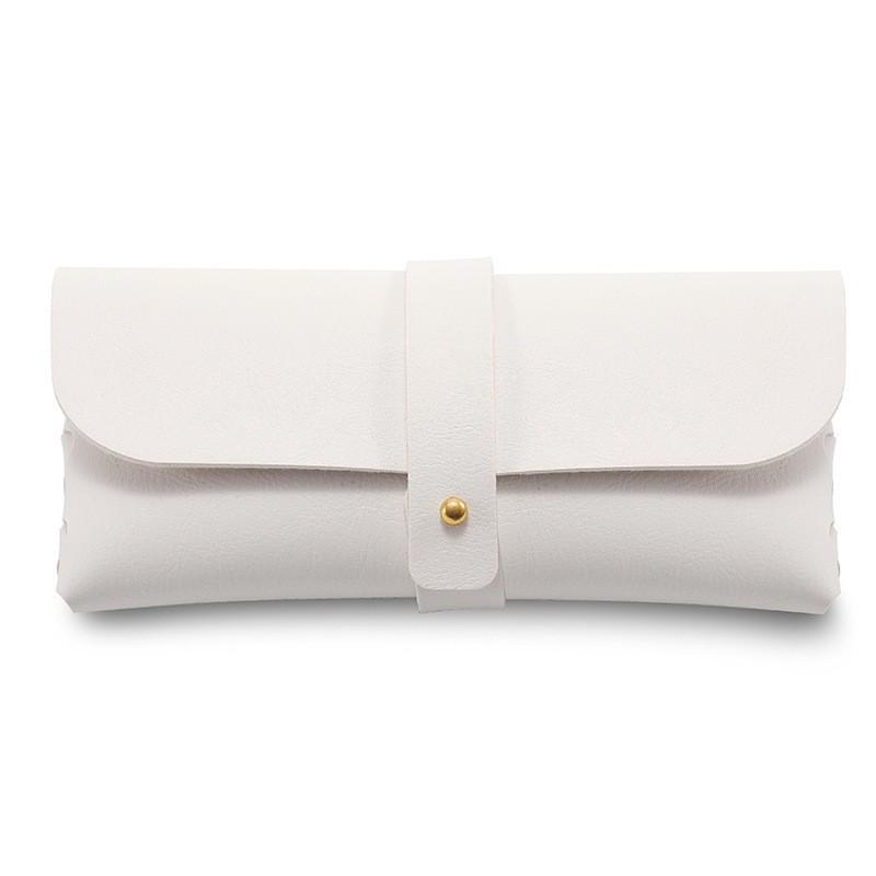 Modisches Druckknopf-Brillenetui aus PVC-Leder - Schwarz & Weiß Softpack, Lagerware