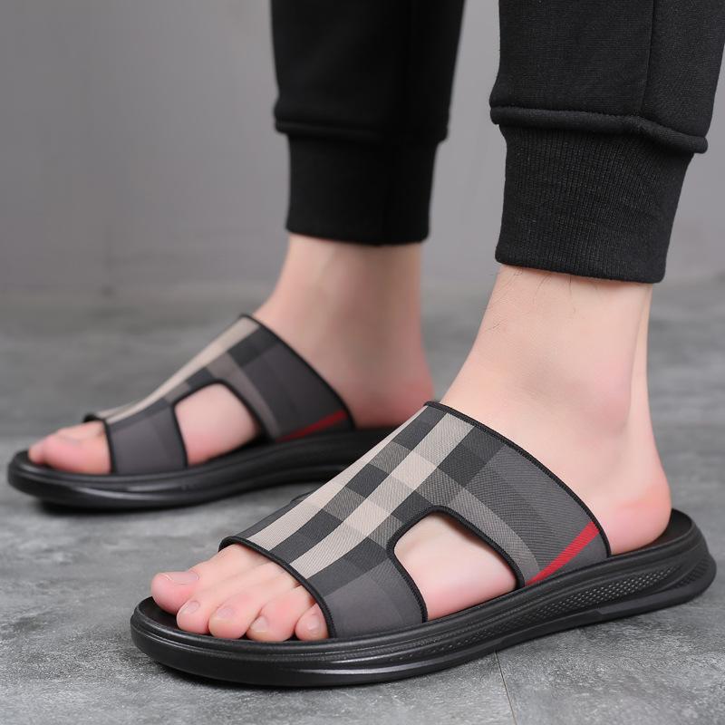 

Slippers 2021 new summer men s sandals wear trend non-slip beach shoes personalized Internet celebrity casual sandals men 38