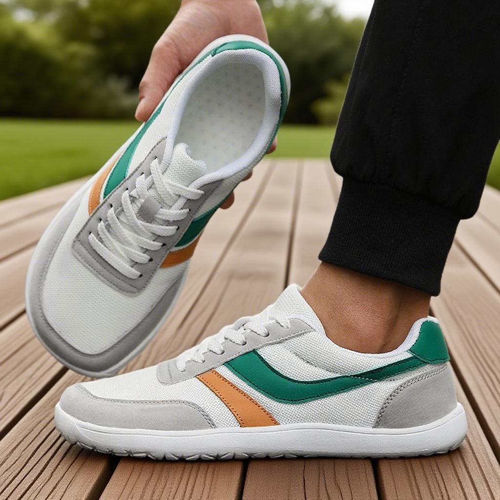 Men's and women's wide toe sports shoes, mesh breathable walking shoes skateboards high-quality classic striped casual shoes