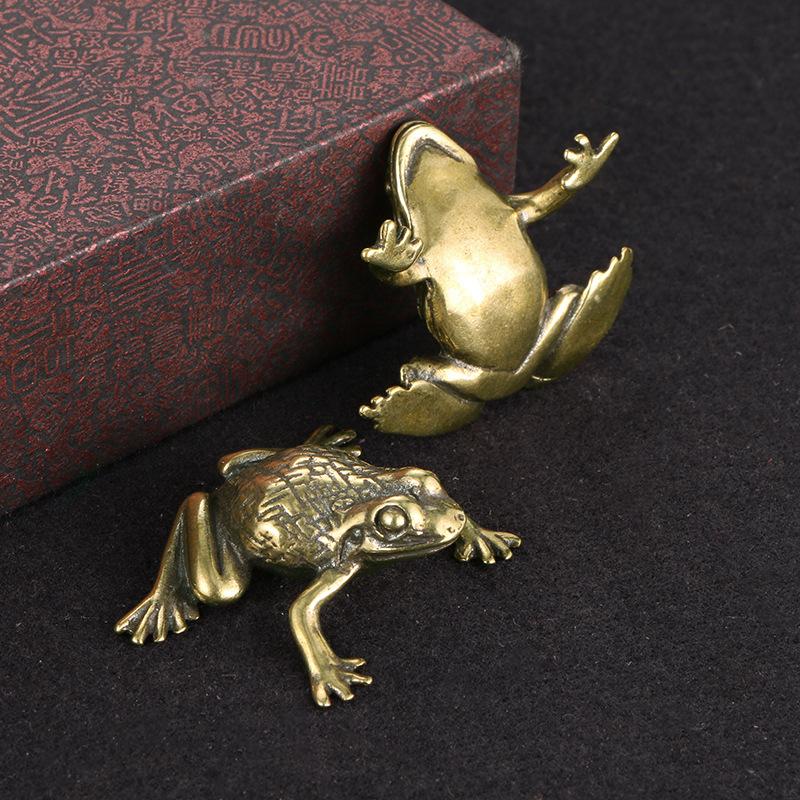 Pure Copper Frog Toad Statue Ornaments Desktop Antique Brass Tea Pet Collection Home Decoration for Living Room Animal Figurines