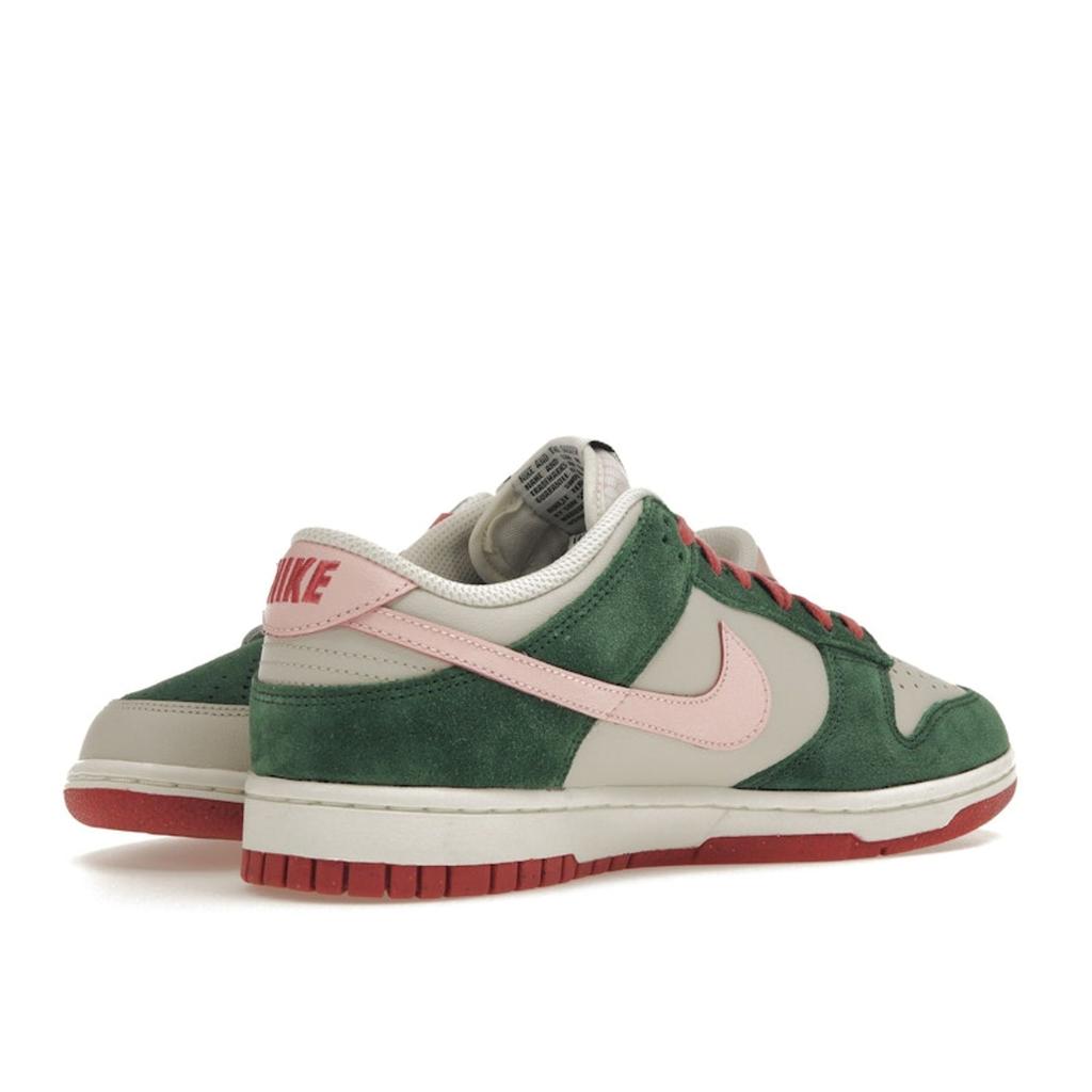 Nike Dunk Low SE All Petals United Women Sneakers Green Light-Bone Sail FN8923-061