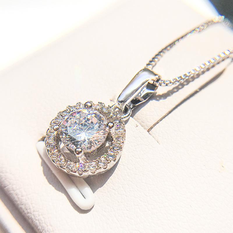 Klassische runde Diamant-Set-Halskette Europäische und amerikanische Mode Zirkon-Anhänger-Halskette für Damen