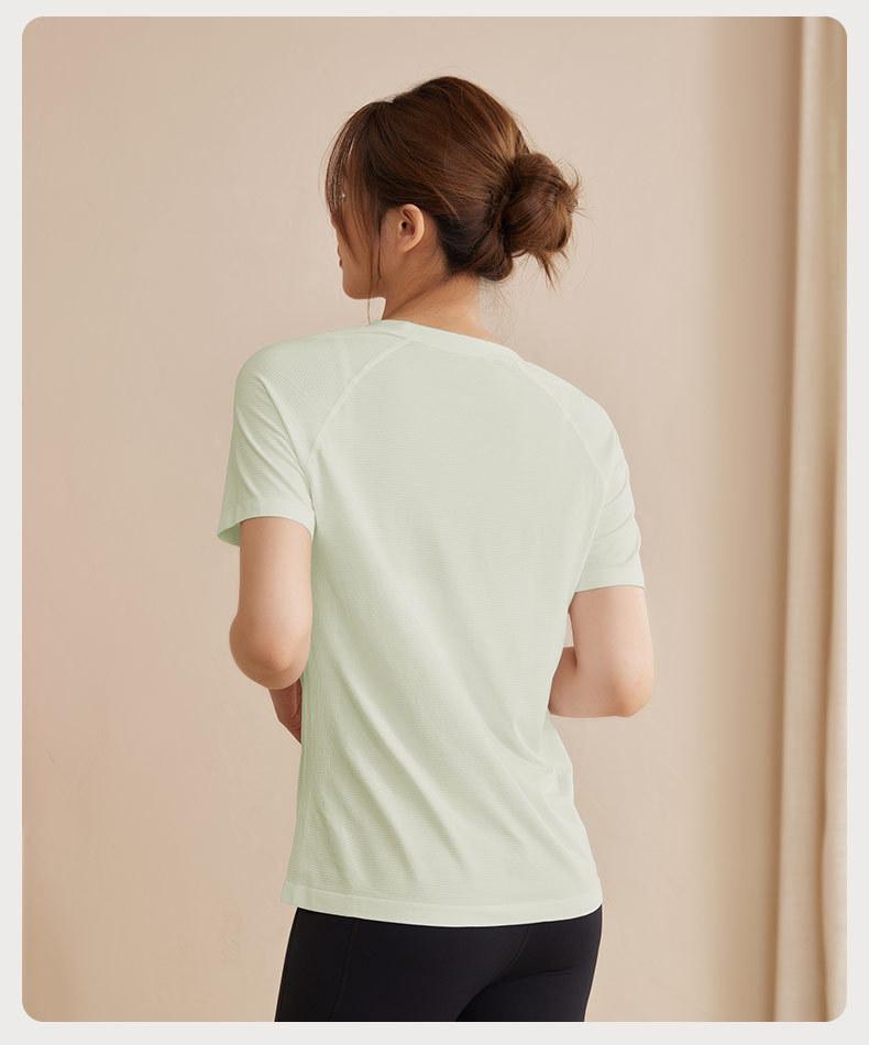 Women's Plus Size Slimming Quick-Dry Yoga T-Shirt - Short Sleeve Sports Top for Running & Gym