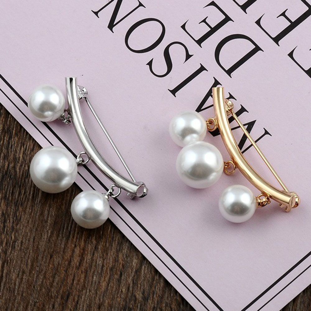 Fixed Straps Fashion Jewelry Anti Slip Enamel Pin Wearing Simulated Pearl Brooch Cardigan