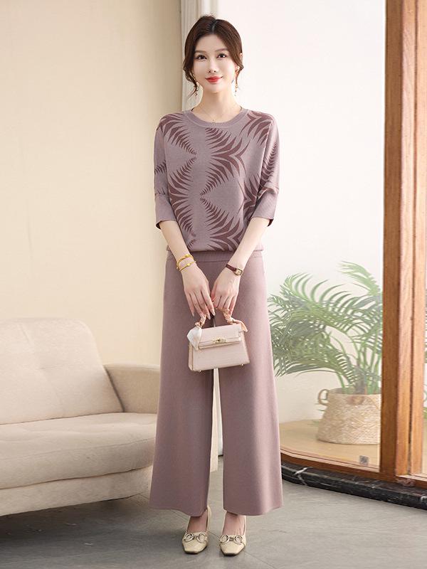Elegant Knitwear Top & Slimming Wide-Leg Pants Set for Middle-Aged Women - Fashionable Spring & Autumn Apparel