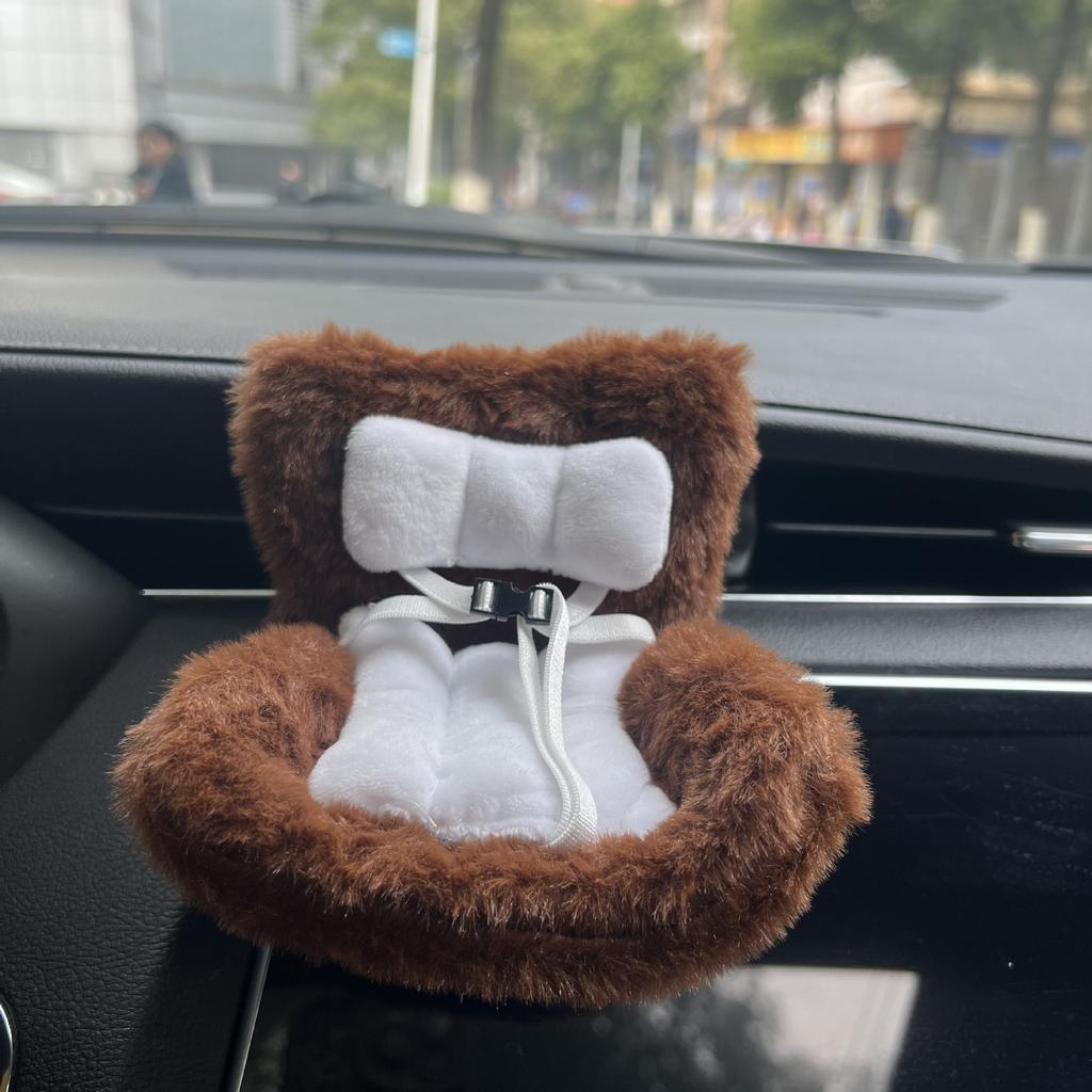 Bezpečnostní autosedačka pro panenku kreslený model židle pro Labubu Dekorace výstupu autosedačky pro panenku Labubu Styling interiéru auta