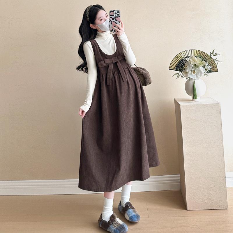 

Задающая тренды мода для беременных: Осенний комплект из двух предметов: юбка и платье для стильных мам M