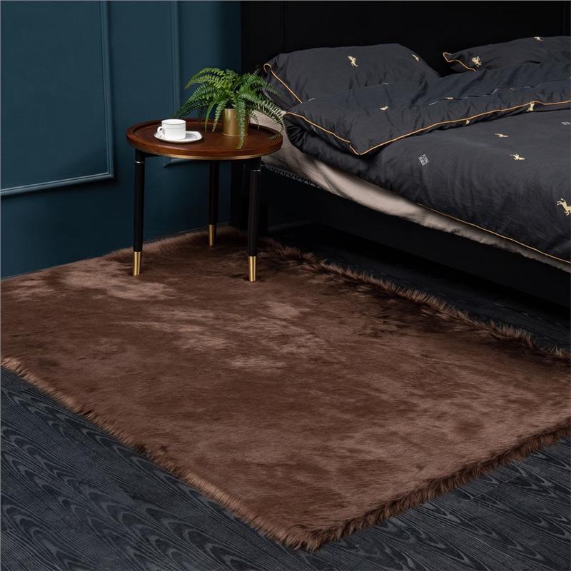 Nordic Style Plush Living Room Carpet - Cute Full Coverage Imitation Wool Rug for Bedroom & Sofa Area.