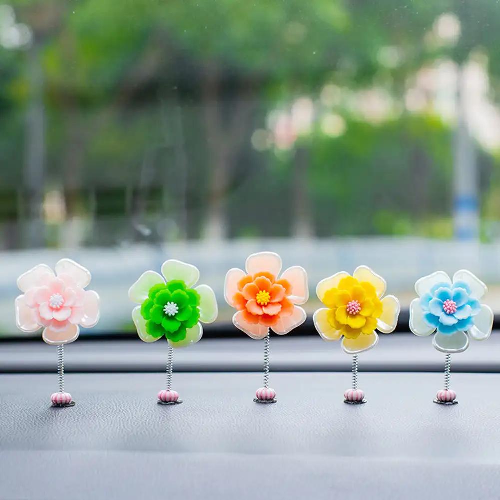 

5 шт. Украшение для салона автомобиля с качающейся головой, красивые ромашки, декор с качающейся головой, украшение на двустороннем скотче, аксессуары для интерьера