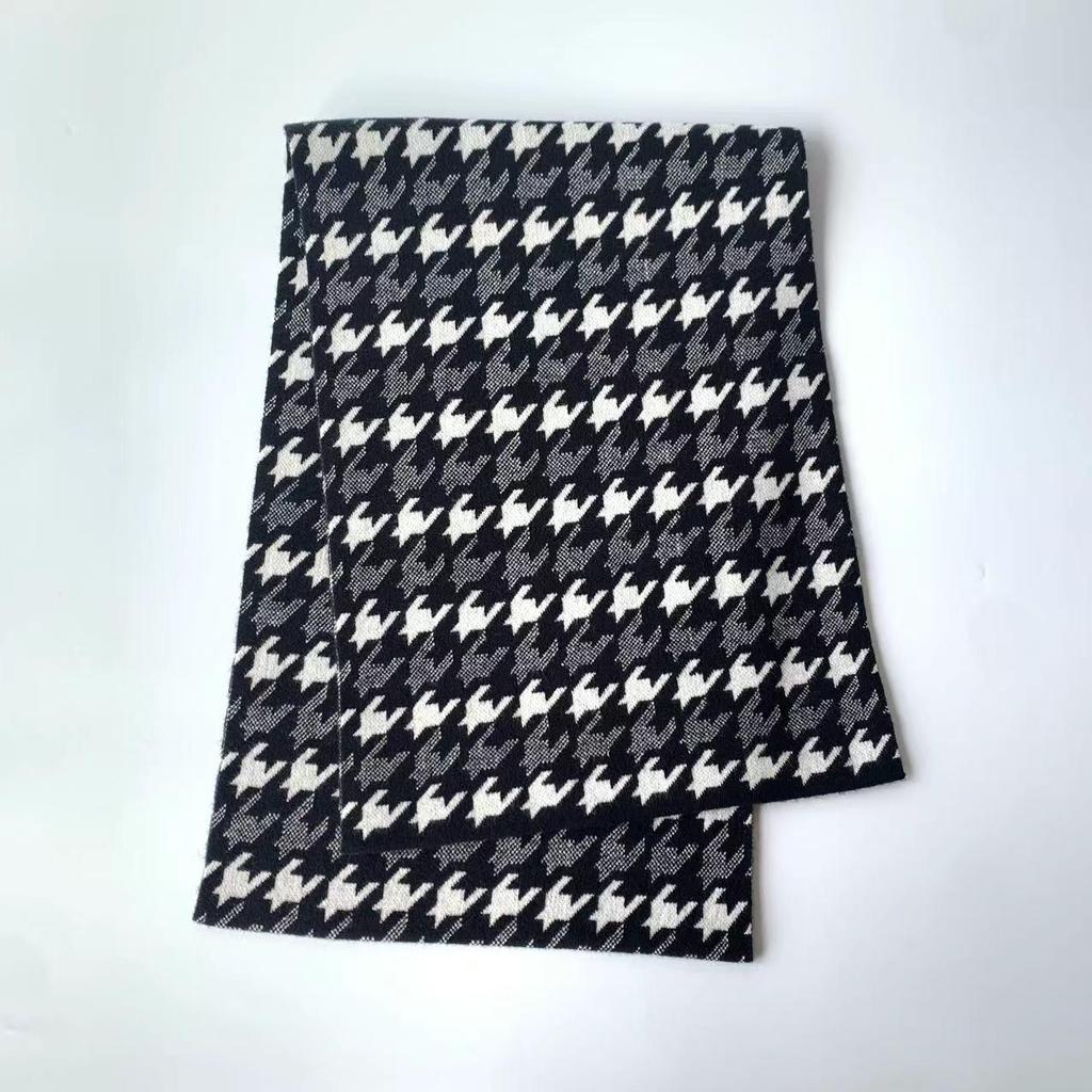 Men's High-End Classic Cashmere Jacquard Neck Warmer Scarf