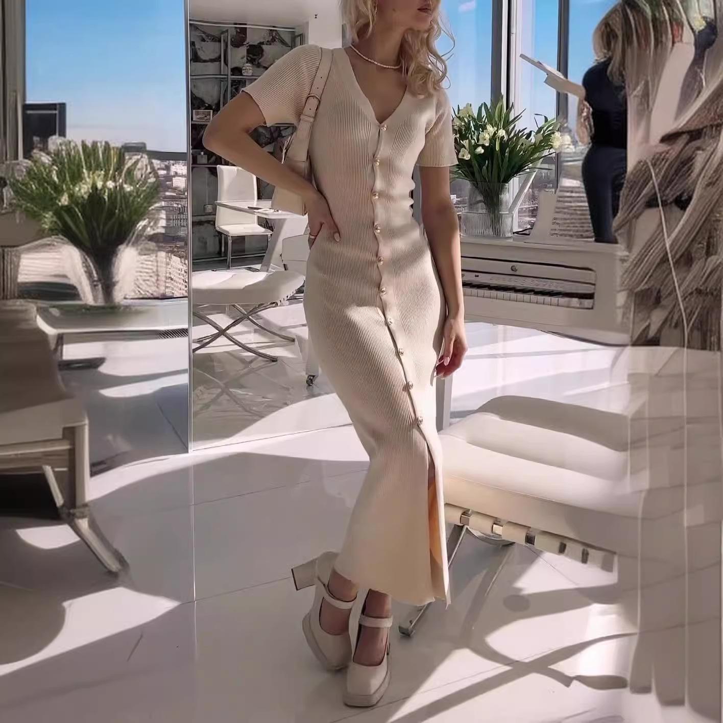 

2024 Autumn Women s Slim V-Neck Knitted Long Dress with Multi-button Detail in Solid Color XL