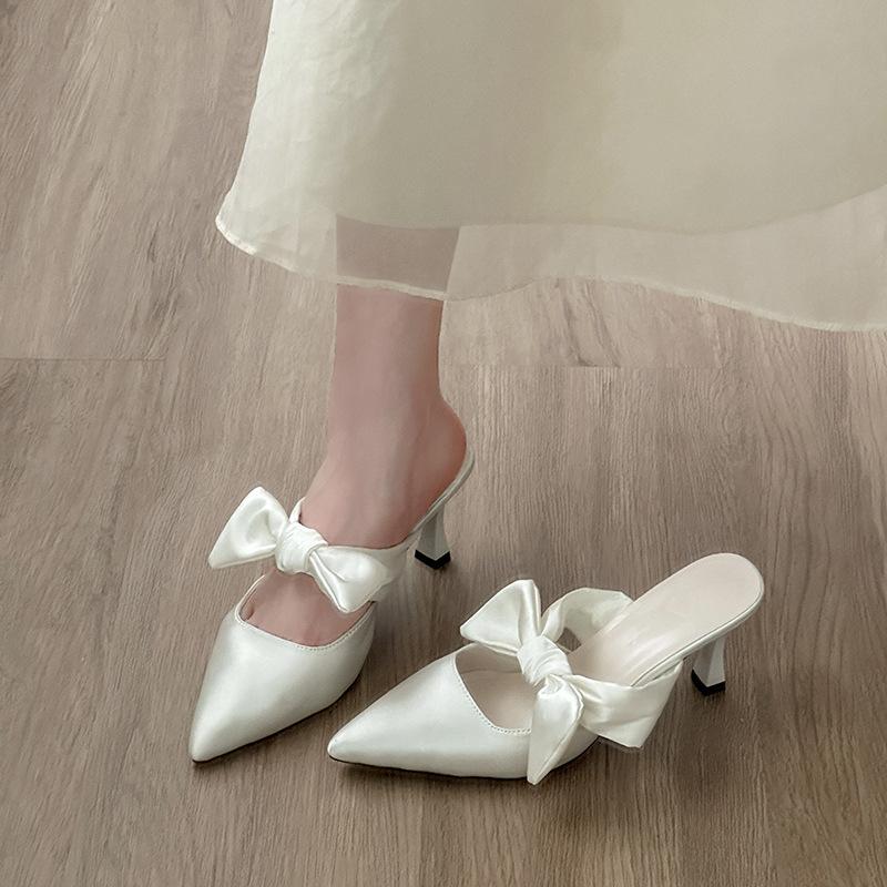 

Baotou Flip-flops for Women - New Trendy Small-sized Shoes with Heightening and Pointed Toes 40 бежевий