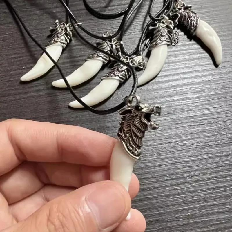 Punk Wolf Tooth Necklace Sturdy Artificial Leather Rope Resin Necklace Retro Cool Spiked Tooth Alloy Pendant Lightweight Jewelry