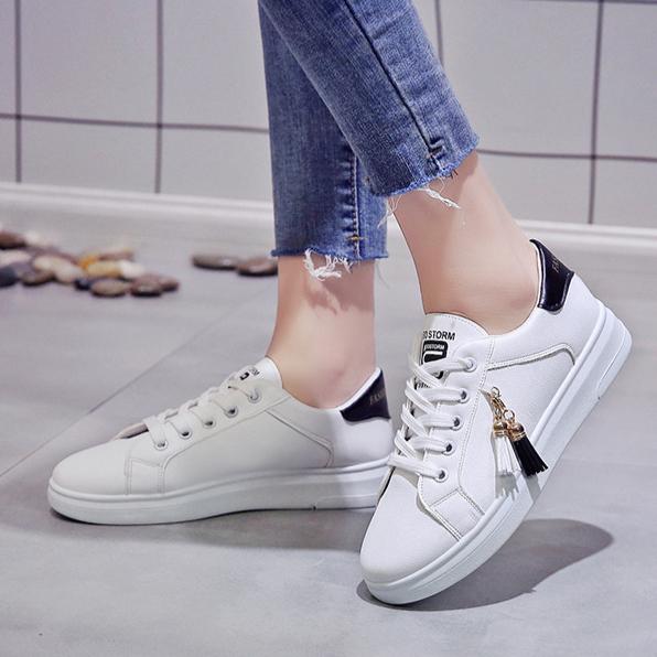 Women Sneakers White Casual Shoes Outdoor Low Top Running Shoes PU Leather Lightweight Shoes Desginer Flat Women Vulcanized Shoe