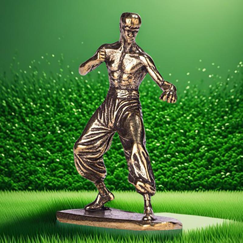 

Латунная статуэтка мастера кунг-фу, многофункциональный декор для комнаты, коллекция на тему кино, украшение для интерьера