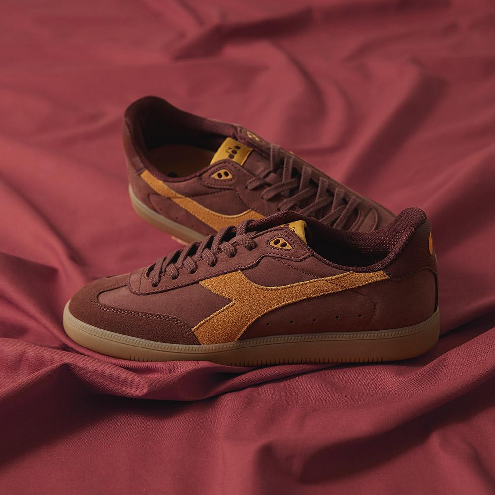 Diadora Salto Burgundy