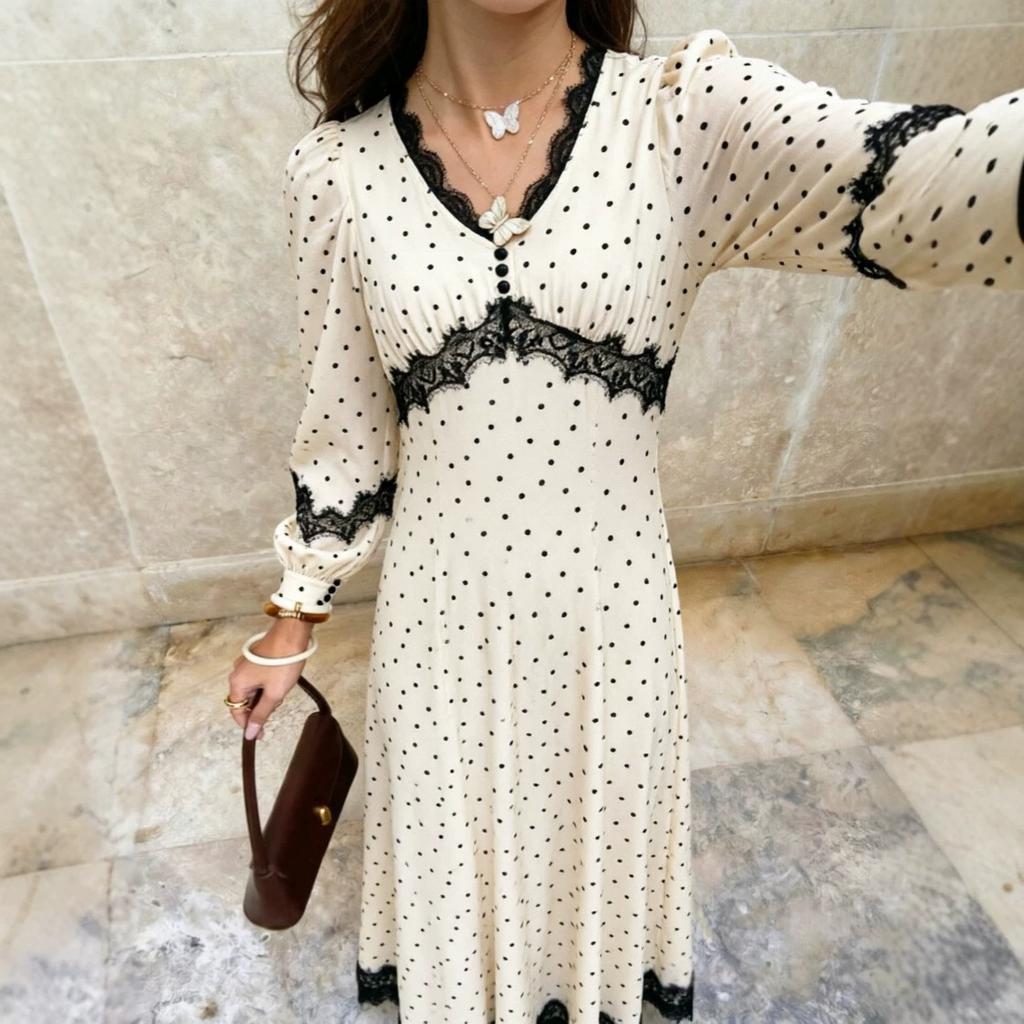 Europe and America 2026 new French retro style long dress polka dot lace splicing deep V-neck long-sleeved dress