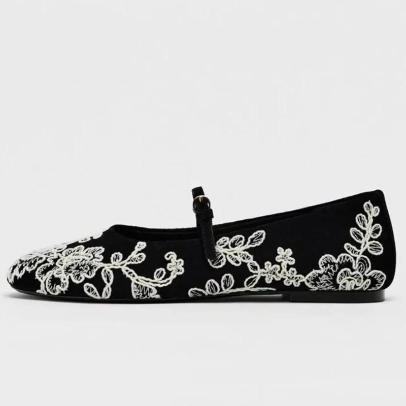 Fashion Elegant Flower Embroidery Designer Ballet Flats Women Light Comfortable Mary Jane Shoes Narrow Strap Buckle Casual Flat Shoes