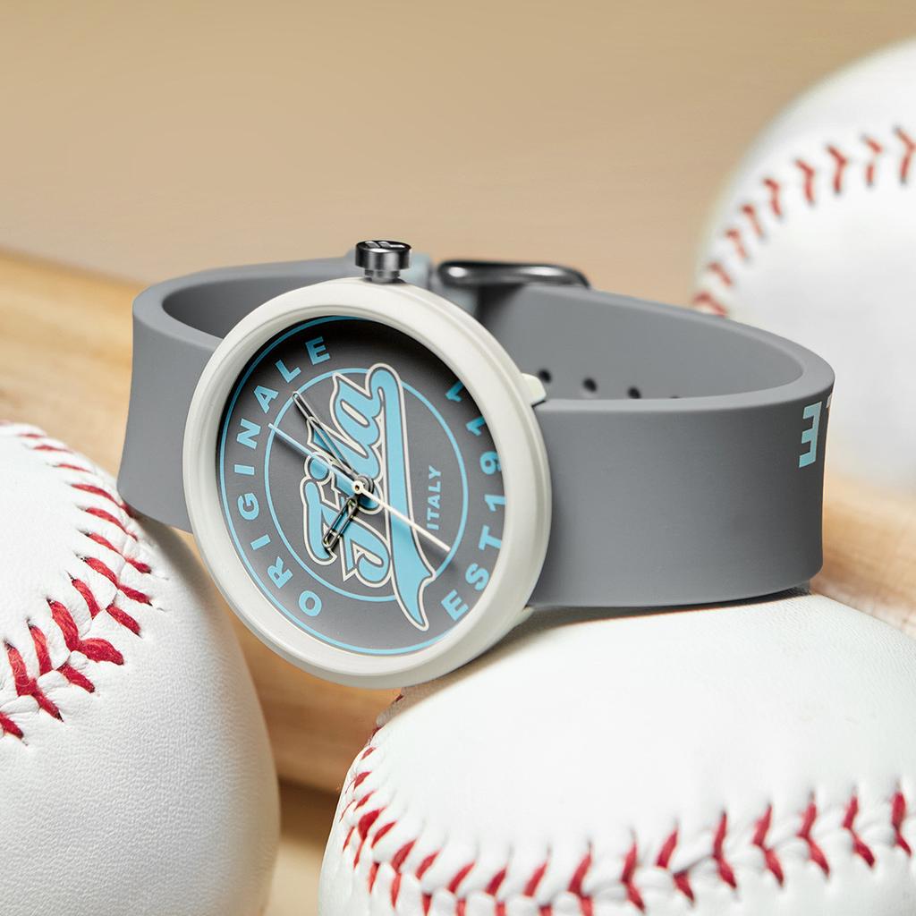 FILA Student Watch Fashion Vitality Sports Watch Quartz Movement Silicone Strap Gray Dial Waterproof Unisex watches 6309