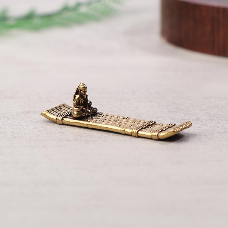 1 Stück Schreibtischornament Antik Messing Bambusfloß Fischerboot Fischer Kunst Modellierung Skulptur Räuchergefäß Dekoration