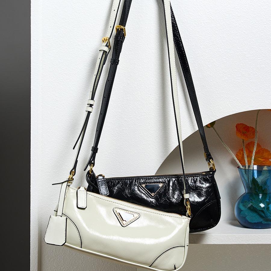 Cowhide Shoulder Messenger Bag Textured Commuter Underarm Women's Bag Baguette Bag