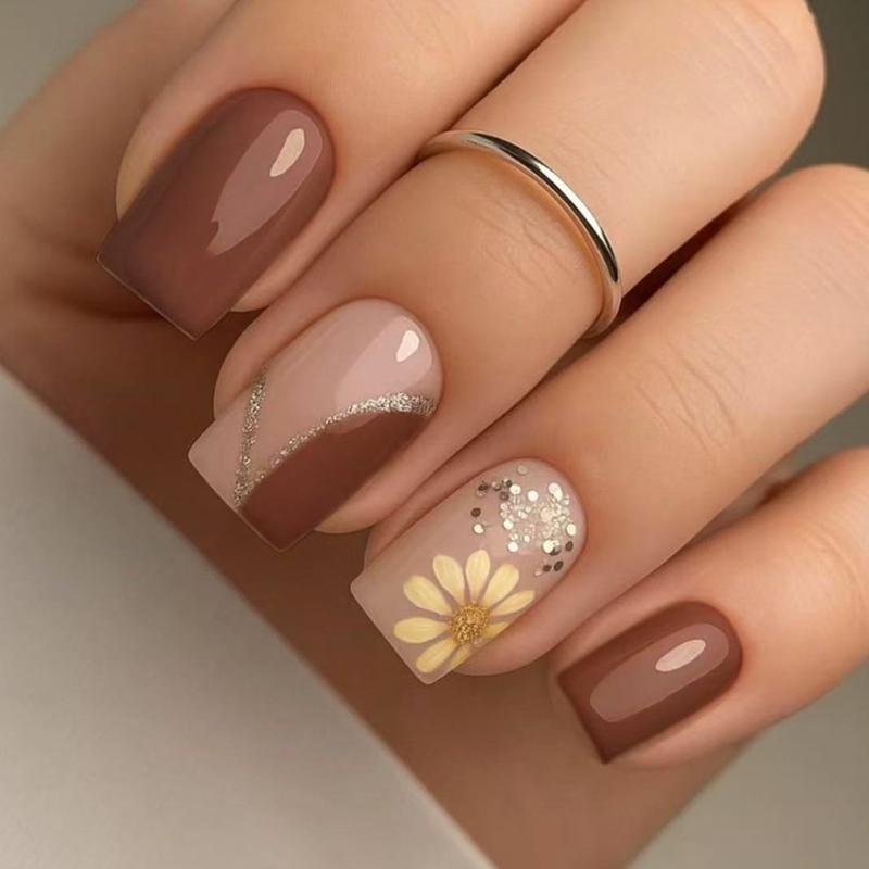 

ABS False Nail With Autumn Daisys Patterns Comfortable Adhesive Nail Tips For Daily Use Or Special Event 1