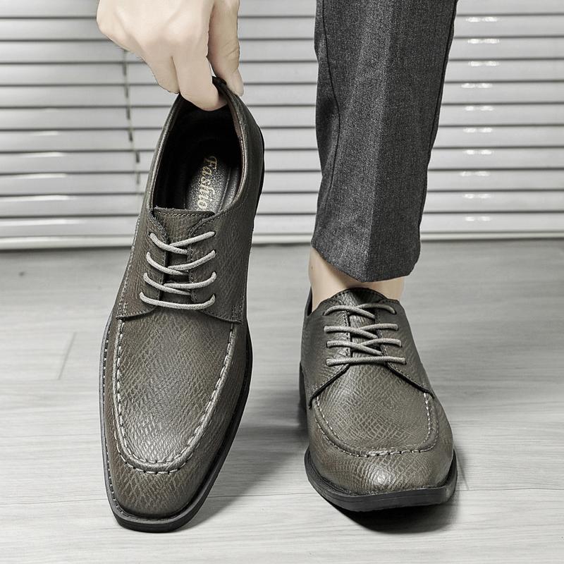 Fashion Luxury men's leather shoes High quality and comfortable gentleman style Leisure business or work plus size Flat dery shoes