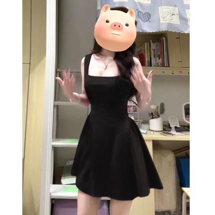 2025 Petite French Red Slip Dress: Sexy Summer Style for Women