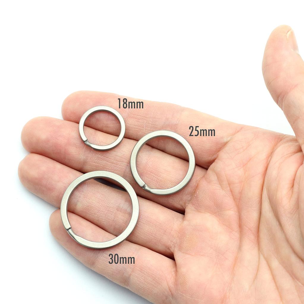 Titanium Ti Ring Keychain Glossy Outer Diameter F Glossy [TUNUKE] Carabiner, Gray, Flat, 18/25/30mm (18mm, Gray)