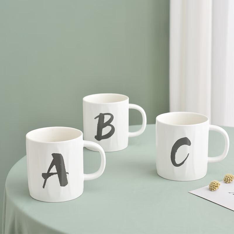 CODA Simple European Style Letter Mug