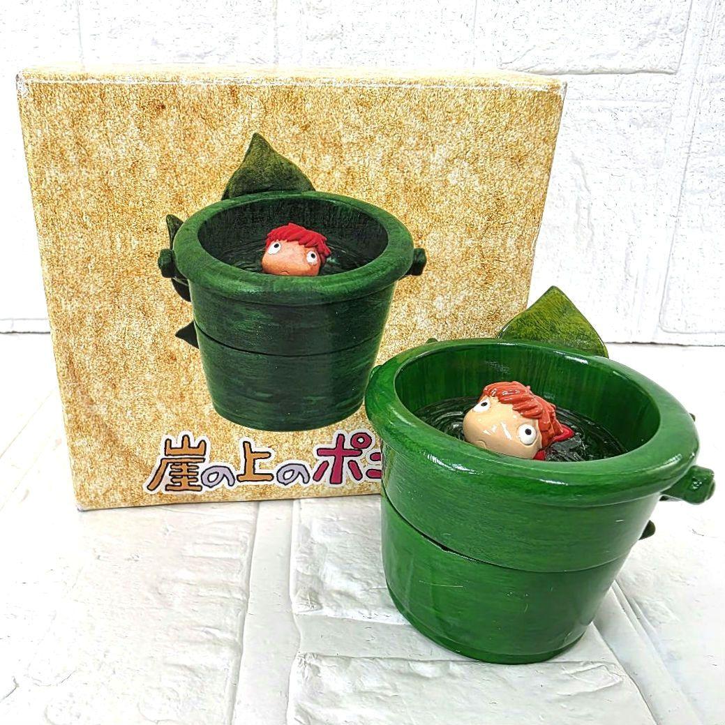 

[USED] Ponyo Ponyo Bucket on the Cliff Image Tray Boxed Rare