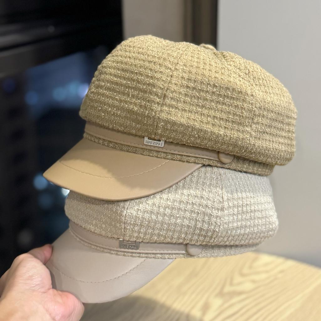 New Autumn and Winter Plaid Leather Octagonal Hat for Women Spring and Autumn Retro British Painter Hat Showing Face Small Duck Cap