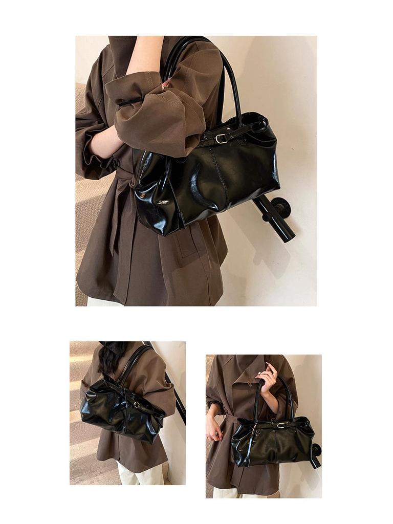 2025 Retro Oil Wax Leather Tote: Large Capacity Autumn/Winter Bag for Women - Single Shoulder or Handheld Commute Style