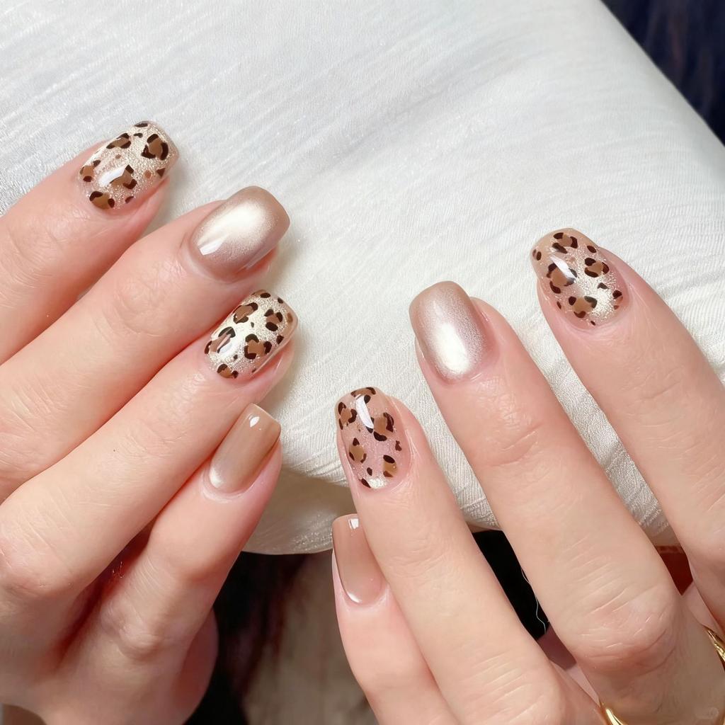 Autumn And Winter Cat-eye Leopard Print Manicure, Wearable Nail Patches, Whitening Finished Nail Art Patches, Removable Nail Art Patches, Fake Nails