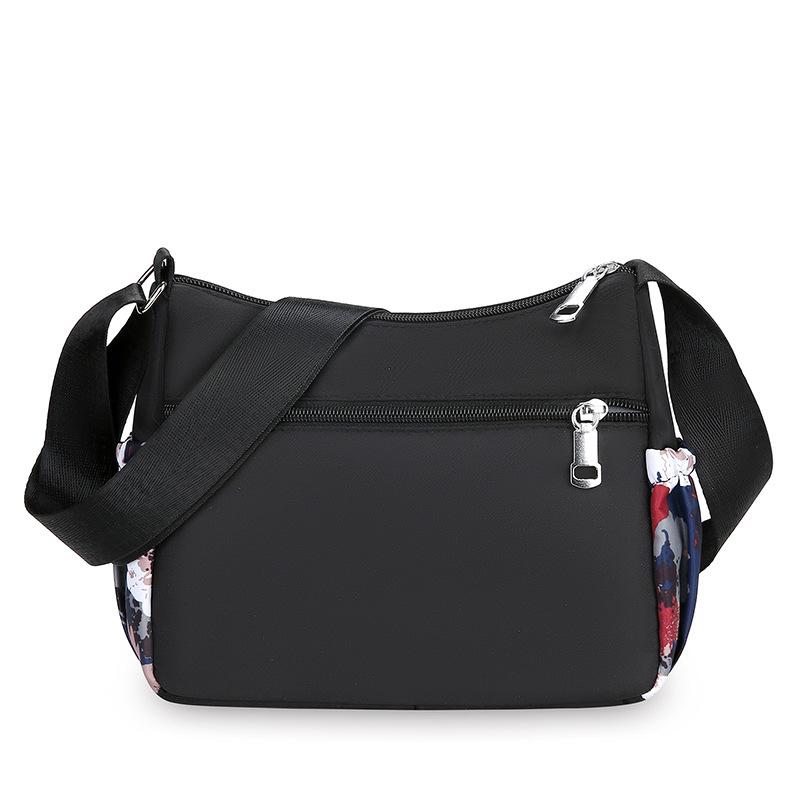 Mote Ny Middelaldrende Mamma-veske Stor kapasitet Trykt Flerlags Skulderveske Lett Casual Joker Dame Crossbody-veske