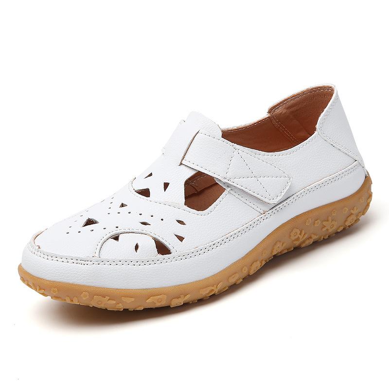 Spring and Summer Women's Beach Sandals Hollow Fashion Flat Sandals Versatile Large Size Sandals