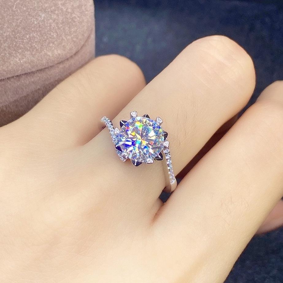 2 Carat Moissanite Open Ring, Simulated Diamond with Eight Hearts and Arrows, PT950 Plated, Popular Women's Jewelry Sale.
