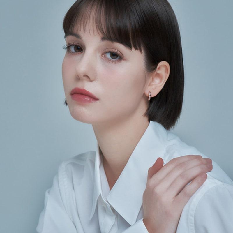 GEIGER Jewelry 18K Lattice Cubic Point Hoop One-Touch Earrings (Gold Pin) GI8KPEE059