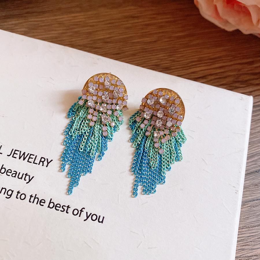 

Изысканные серьги-цветы Серебряные иглы с бриллиантами