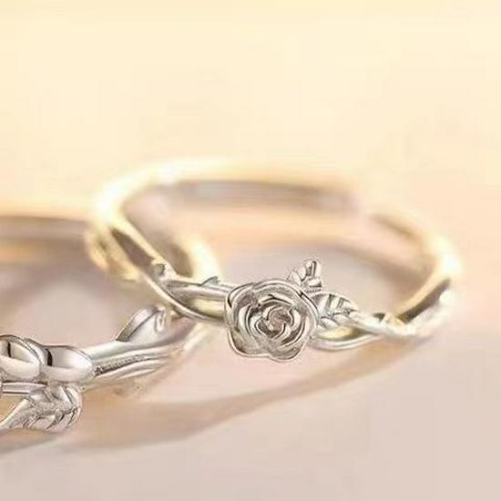 Inel Stea cu Cinci Colțuri pentru Femei - Lux Lejer, Design Coreean High-End, Bandă Argintie pentru Degetul Arătător, Perfect pentru Studente.