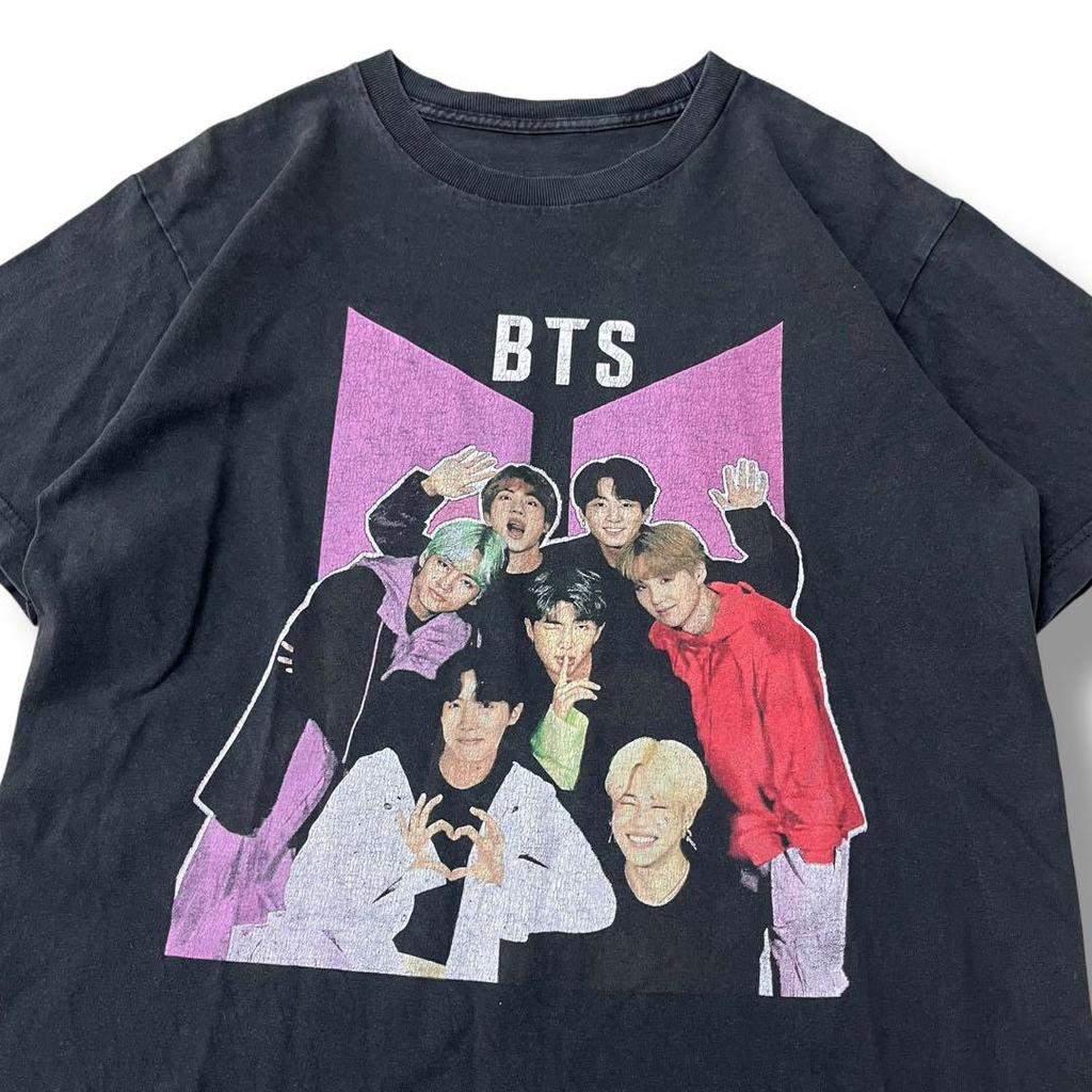 [USED] BTS 2019 World Tour Official Short Sleeve T-Shirt, Size M