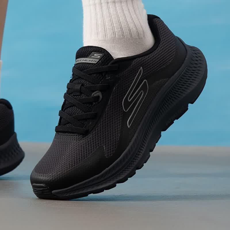 Skechers Men s All-Season Sport Lifestyle Running Shoes 220862-BKCC 7.5
