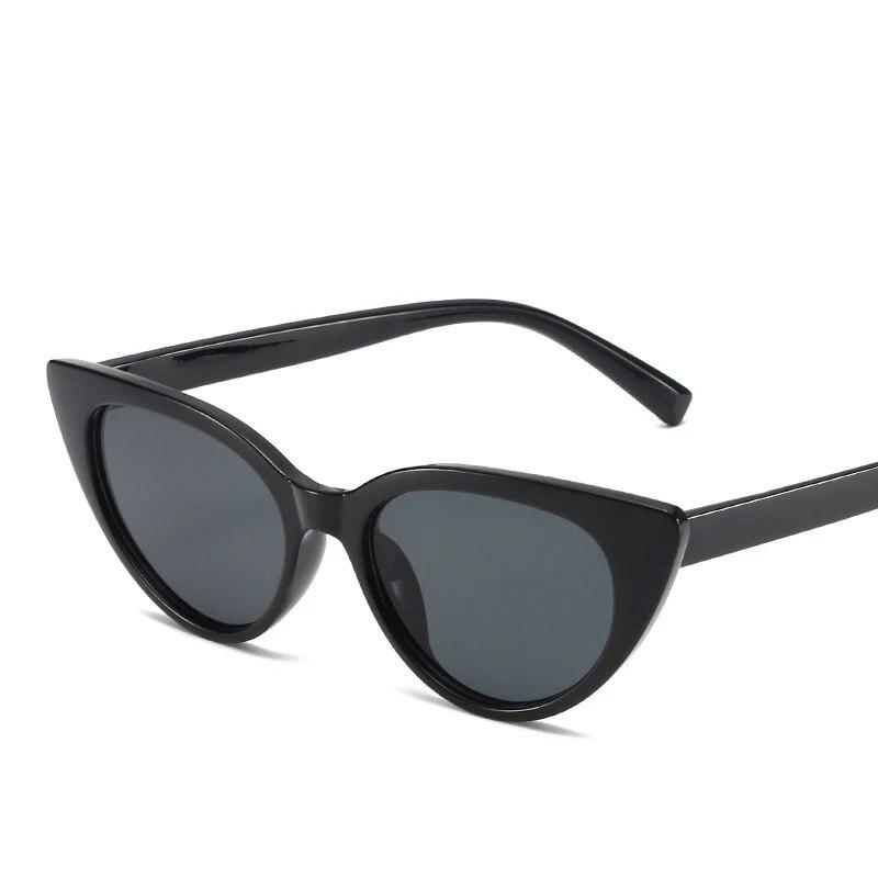 Sexy Kleine Vintage Cat Eye Sonnenbrille Frauen Urlaub Am Meer Sommer Strand Shades Outdoor Männer Sonnenbrille Einfache Design Brillen