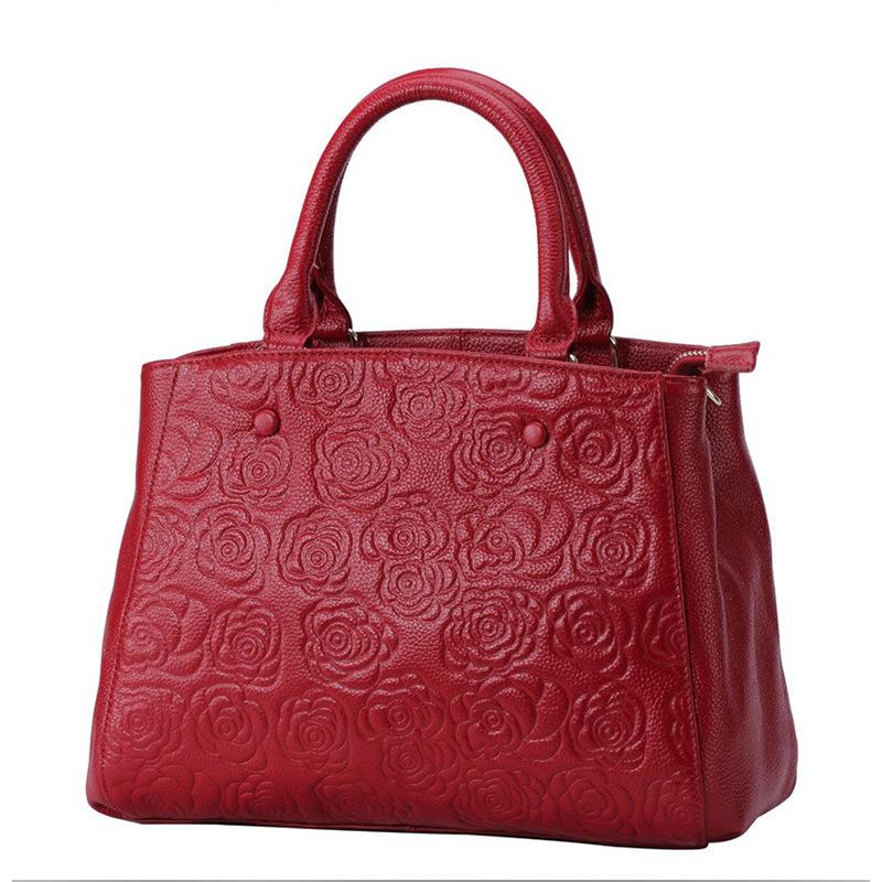 New messenger large-capacity tote bag classic fashion portable leather camellia first layer cowhide women's bag